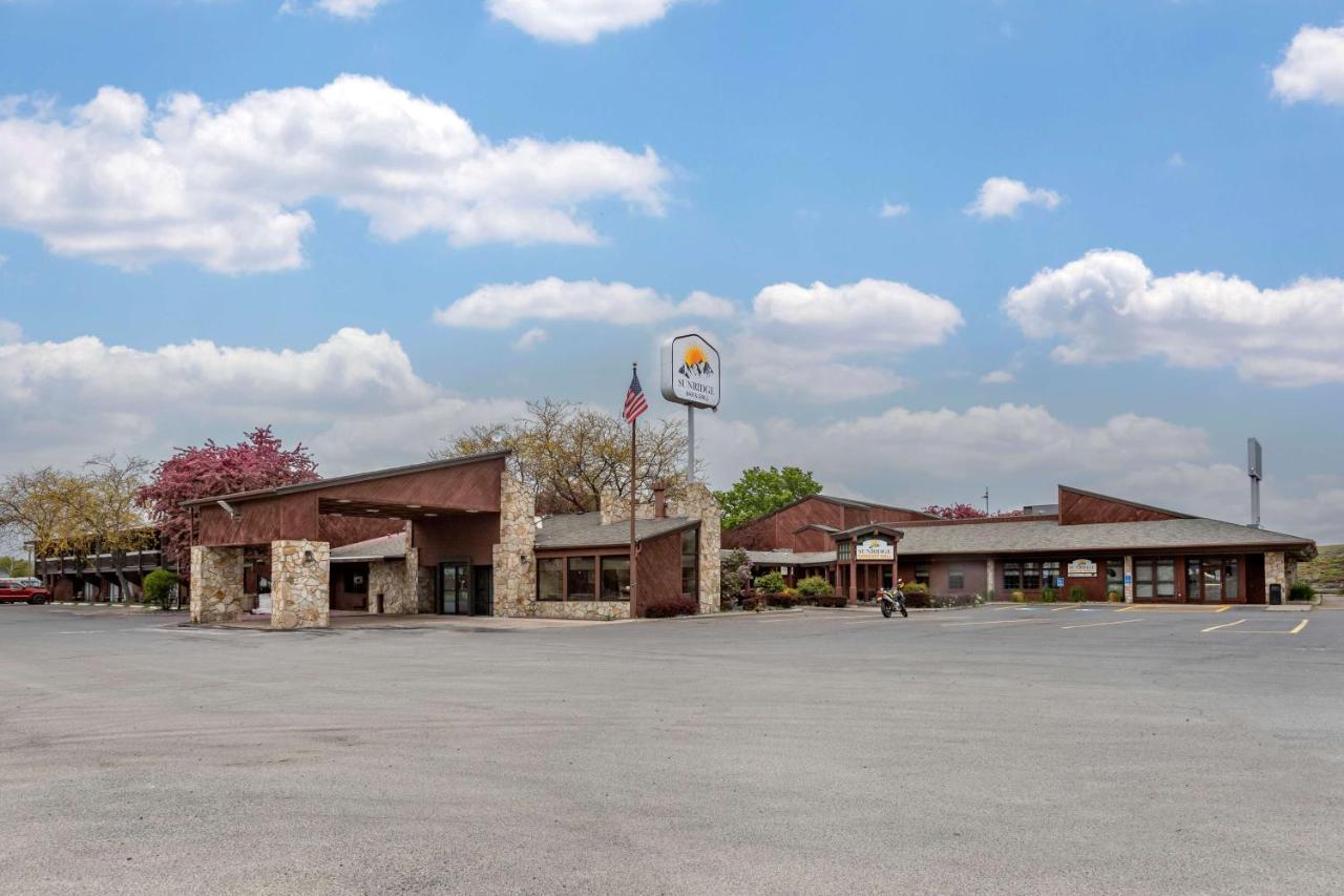 Best Western Sunridge Inn & Conference Center Baker City Bagian luar foto