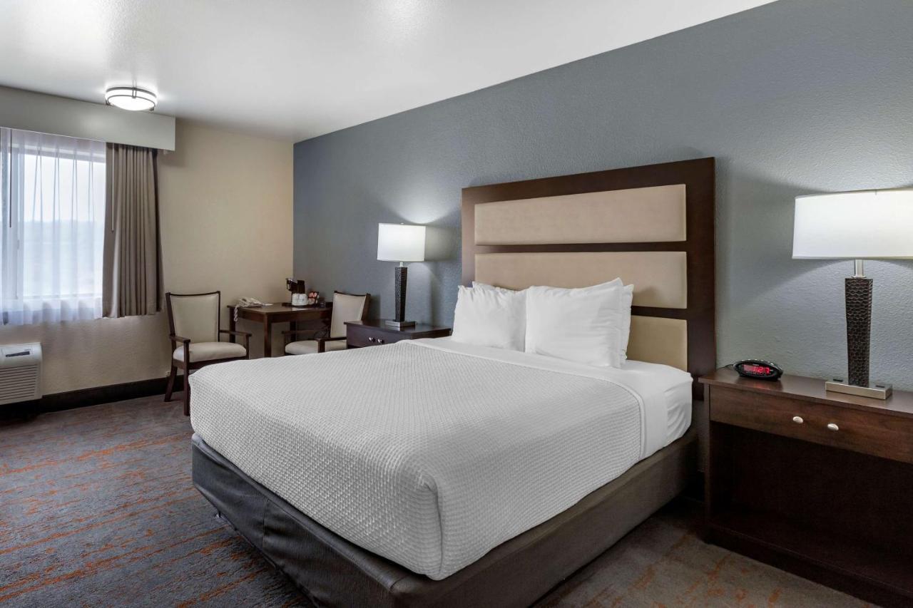 Best Western Sunridge Inn & Conference Center Baker City Bagian luar foto